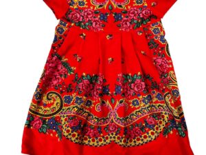 https://www.tradicionpopular.com/wp content/uploads/2023/04/vestidos nina sancha tradicion popular badajoz realizados con panuelos regionales modafolk 9 1 300x225.jpg